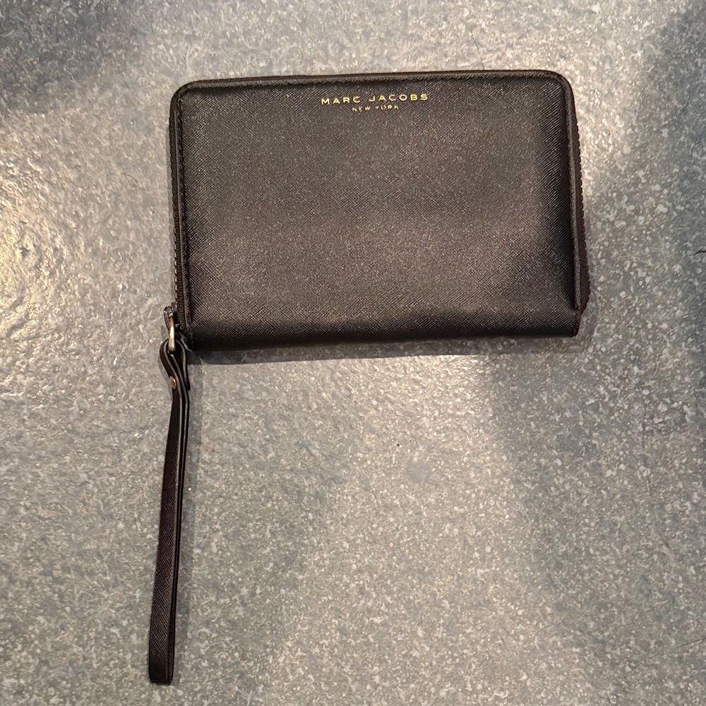 Marc Jacobs Black Leather Wristlet